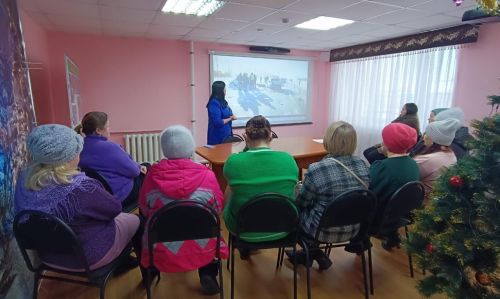 В комплексном центре «Надежда» прошел круглый стол на тему «Вместе за безопасность на дорогах»