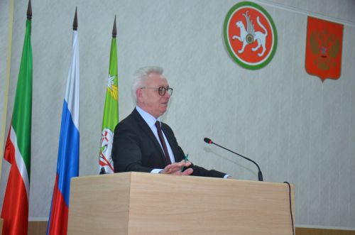 На итоговом заседании наградили лучших медиков Агрыза