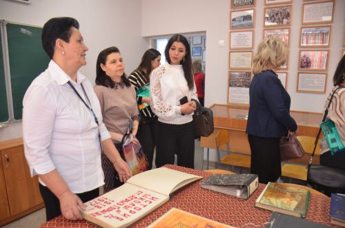 В Агрызе состоялся зональный семинар по повышению читательской грамотности (ФОТОРЕПОРТАЖ)