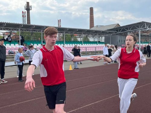 Эстафета Мира прошла на стадионе в Агрызе