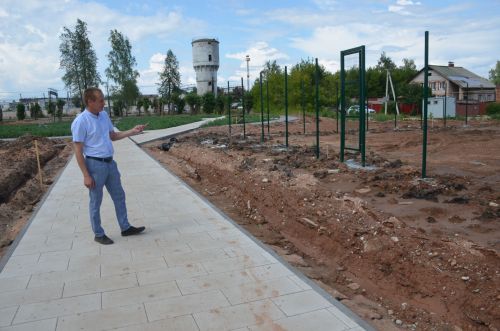 В Ленинском парке подходят к завершению строительные работы первой очереди