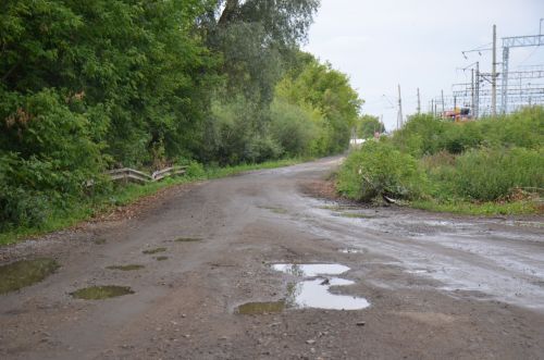 Состояние дорожного полотна на техническом участке дороги со стороны улицы Совхоз-2 оставляет желать лучшего
