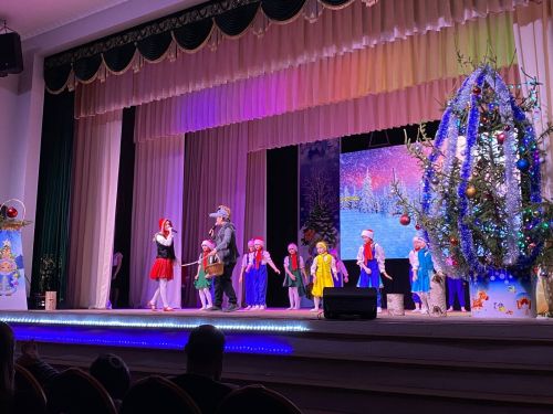 В Агрызе сегодня пройдет новогоднее представление в рамках акции «Одаренным детям из глубинок»