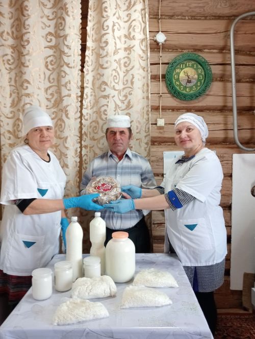 Булатовлар гаиләсе күп кенә гаиләләргә үрнәк булып тора