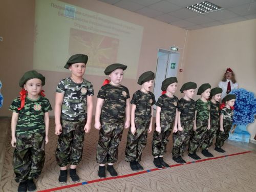 В Агрызе прошел межрегиональный конкурс-смотр строя и песни среди дошкольных учреждений