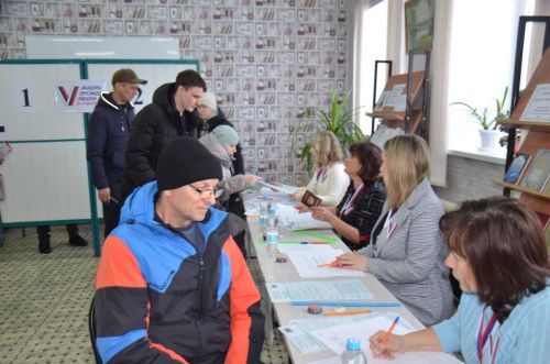 В первые дни выборов в районе проголосовало 72,59% от числа избирателей