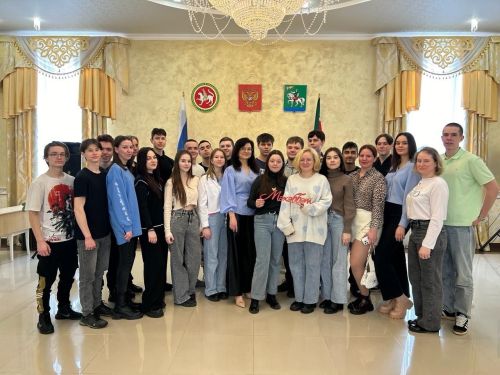 Учащиеся школы №2 посетили отдел ЗАГС Агрызского района