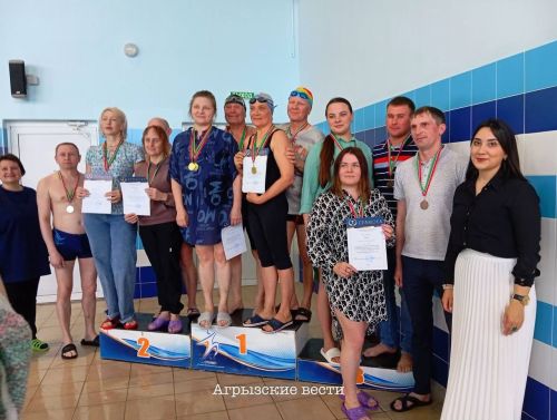 В Агрызе прошел Чемпионат по плаванию на «Кубок Главы»