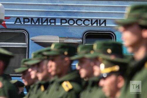 В весенний призыв из Агрызского района на срочную службу отправились 8 юношей