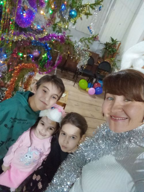 Үтәгән авылында яшәүче Бәшәровлар гаиләсе Яңа ел каникулын ничек уздыралар?