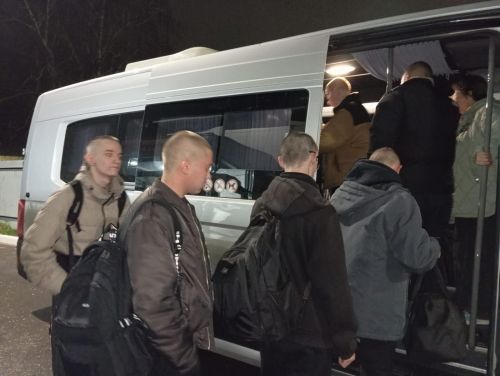 Әгерҗе егетләрен хәрби хезмәткә тантаналы төстә озаттылар