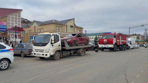 «Жизнь бесценна»: в Агрызе автопробегом почтили память жертв ДТП
