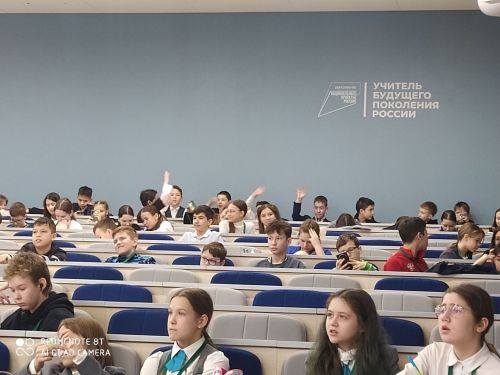 Учащиеся Исенбаевской школы приняли участие в фестивале «Физмат прорыв»