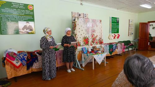 Тирсә мәдәният йортында Халыкара хатын-кызлар көне уңаеннан күркәм кичә узды