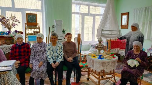 Тирсә мәдәният йортында Халыкара хатын-кызлар көне уңаеннан күркәм кичә узды