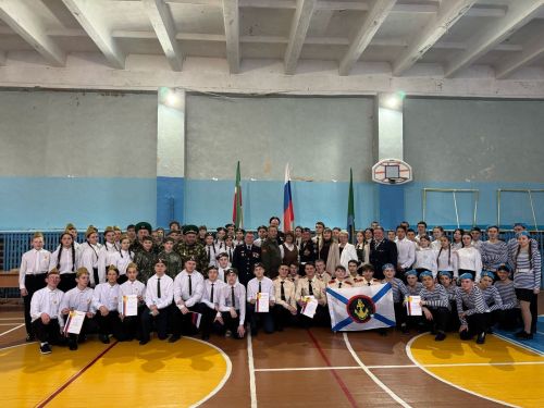 В Агрызе состоялся муниципальный смотр-конкурс строя и песни «Силен в бою, статен в строю»