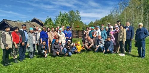 В Мадьяре открыли мемориальную доску в честь участников Великой Отечественной войны