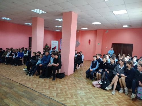 Профилактика дорожного травматизма: в гимназии №1 прошла беседа о безопасности на дорогах