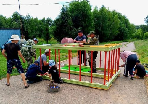 В селе Кулегаш Агрызского района установили новую детскую игровую площадку