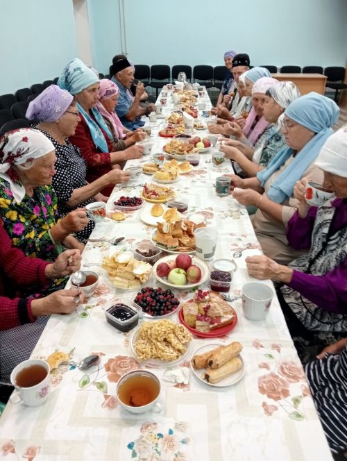 Салагыш мәдәният йортында “ Татар халык ашлары” дип аталган кичә оештырылган