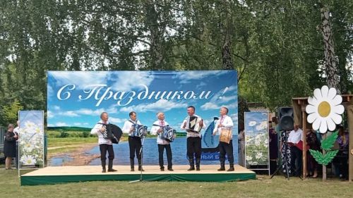 Красный Борга 425 ел: традицияләрне һәм талантларны берләштергән якты бәйрәм