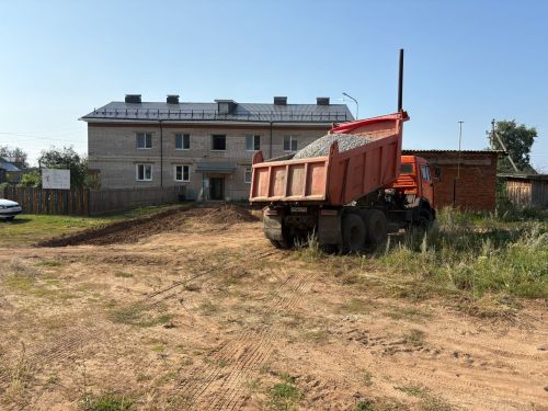 “Безнең ишегалды” программасы кысаларында Красный Бор матурлана