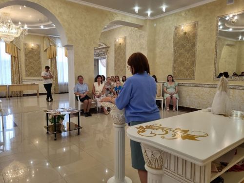 Әгерҗе районы ЗАГС бүлегендә булачак әниләр белән очрашу узды