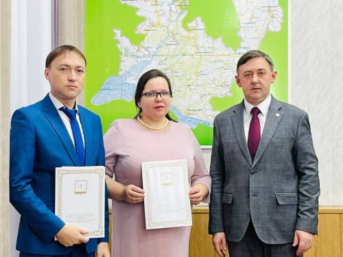 Во благо Родины и района: в Агрызе наградили тех, кто помогает фронту и развивает будущее