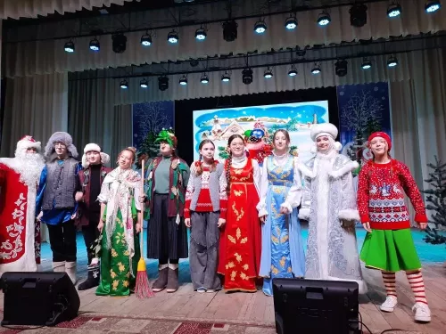 7 января в РДК состоялся рождественский спектакль народного театра «Мечта»  «Зимняя сказка»