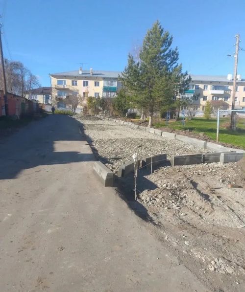 В Агрызе обсудили благоустройство, ремонт дорог и подготовку к зиме