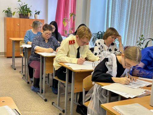 В Агрызском районе прошла акция «Сдаем ЕГЭ и ОГЭ вместе»