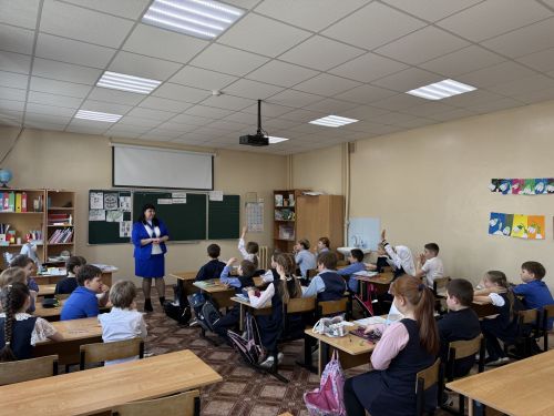 В школе №3 провели беседу по ПДД