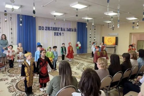В Агрызе прошёл «Полилингвальный фест»