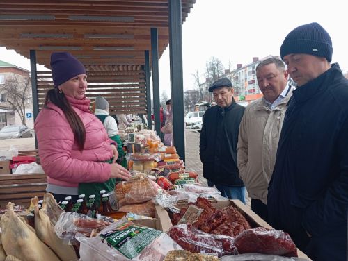В Агрызе продолжаются весенние ярмарки