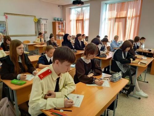 Конкурс знатоков искусства прошел в школе №2