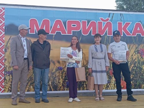 В селе Пелемеш прошел марийский национальный вечер «Марий кас»