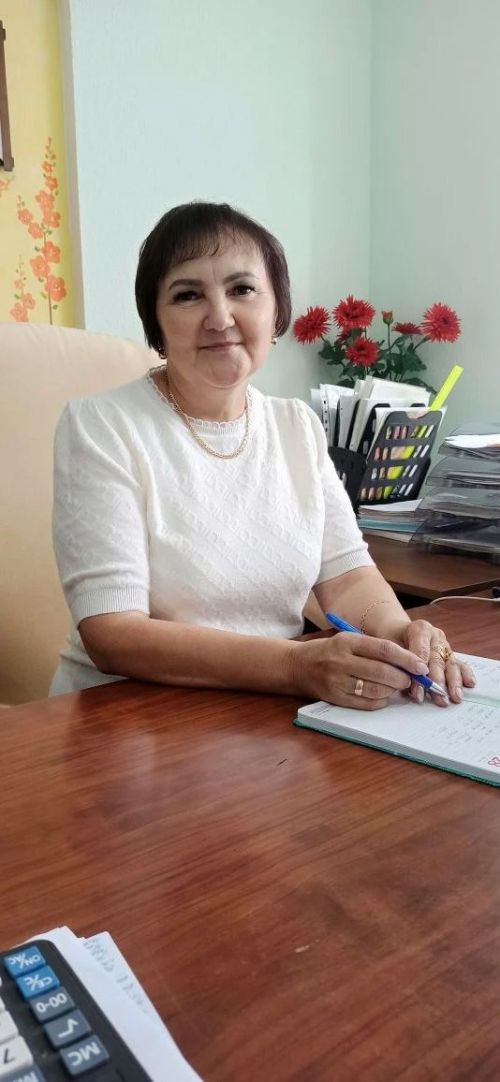 От продавца до заместителя председателя: 40-летний трудовой путь Гульсарии Галирахмановой в системе райпо