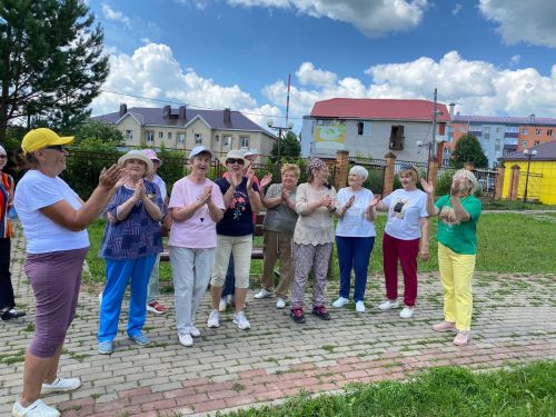 Для членов клуба «Активное долголетие» провели библиогимнастику «Подвижность без ограничений»