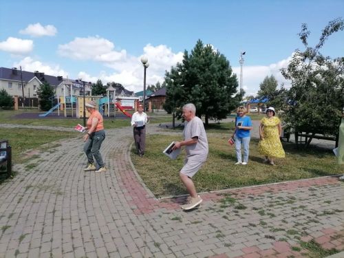 В парке «Яшьлек» запустили «Книжный экспресс»: выставка и викторины ко Дню железнодорожника