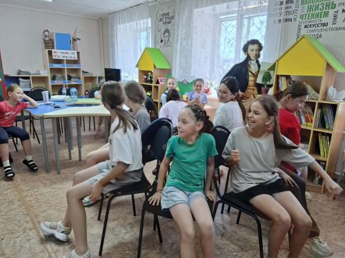 В библиолагере «Книжная радуга» прошёл «День творческих идей»
