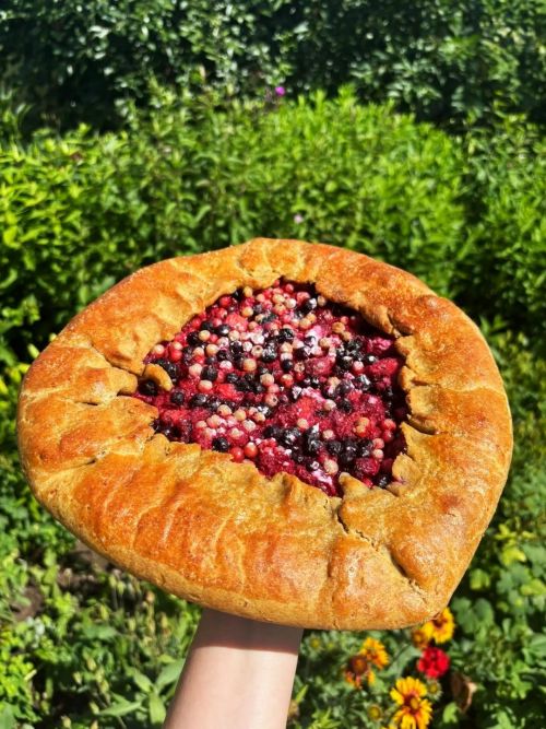 Рецепт пирога-галеты с летними ягодами