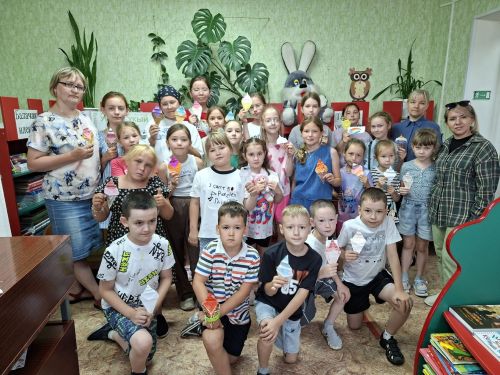 В библиолагере «Книжная радуга» прошёл «День творческих идей»