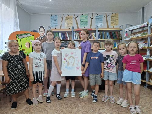 Участники библиолагеря «Книжная радуга» приняли участие в фестивале «Солнышко в ладошках»