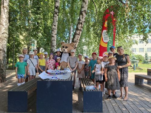 Участники библиолагеря «Книжная радуга» приняли участие в фестивале «Солнышко в ладошках»