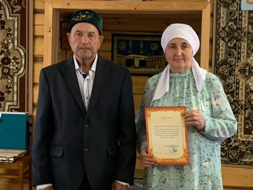 Кодаш мәчетенең 20 еллыгы уңаеннан оештырылган дини бәйрәм барышында бүләкләүләр булды