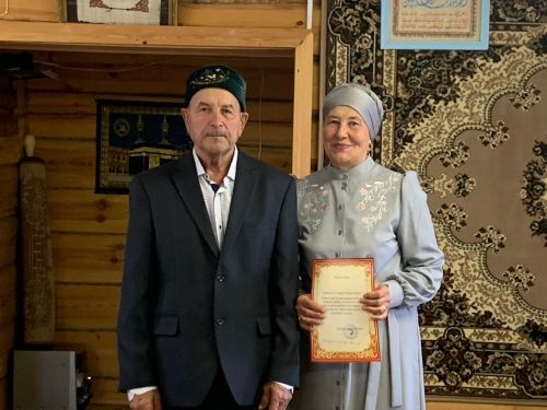 Кодаш мәчетенең 20 еллыгы уңаеннан оештырылган дини бәйрәм барышында бүләкләүләр булды