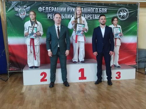 Воспитанницы «Радуги талантов» стали призёрами межрегиональных соревнований по рукопашному бою