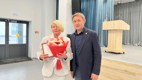 Глава Агрызского района Ленар Нургаянов провёл встречу с работниками социальной сферы