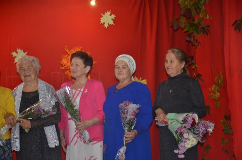 Укытучылар көненә багышлап