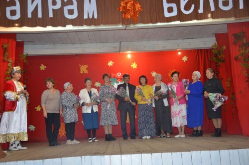 Укытучылар көненә багышлап